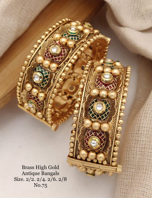 Regal Resplendence: Brass High Gold Antique Kangan