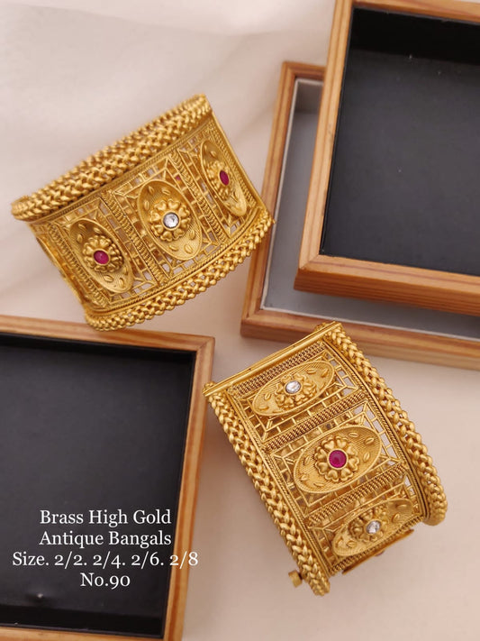 Timeless Glamour: Brass High Gold Antique Kangan