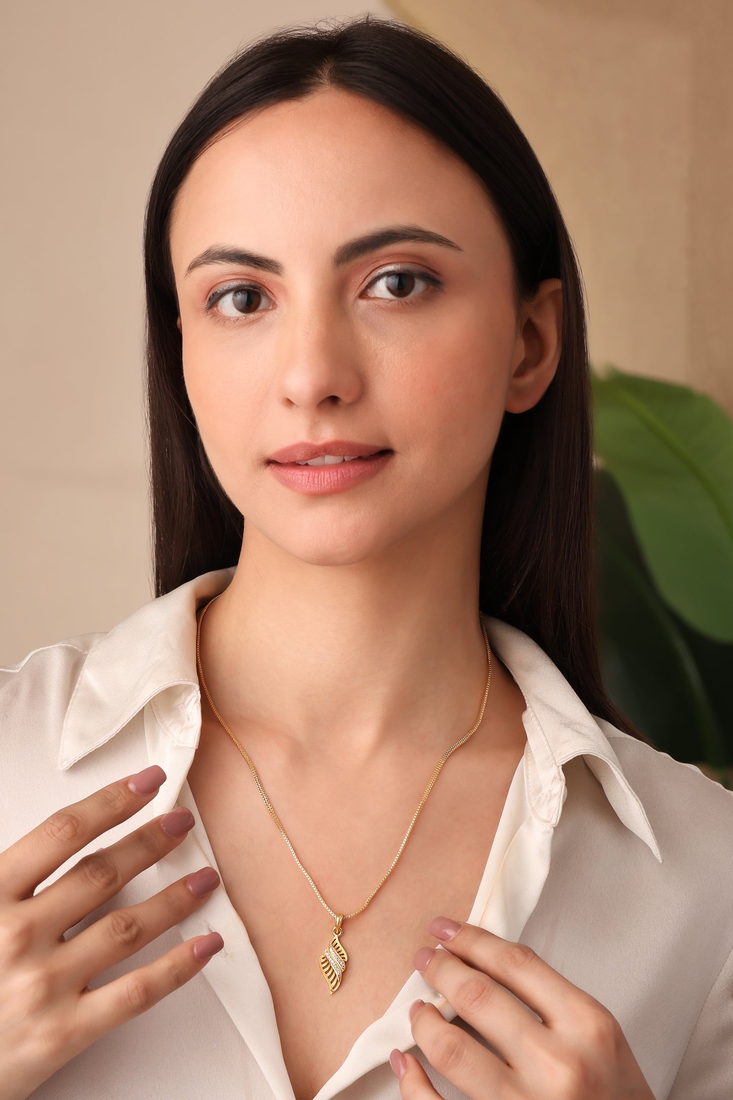 18K Gold Coated Pendant Necklace – Anti-Tarnish Finish ( 2 Line Chain )