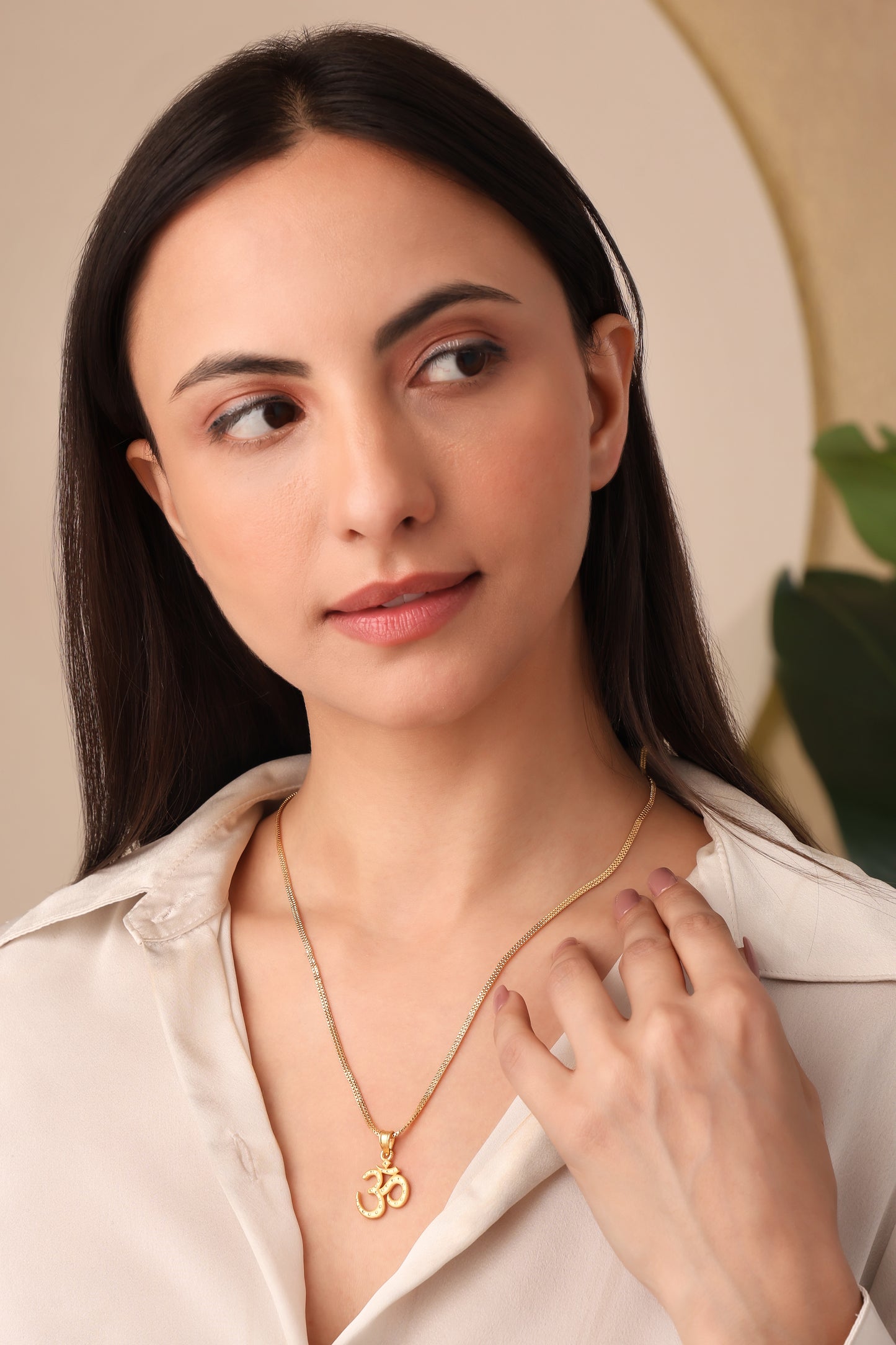 18K Gold Coated Pendant Necklace – Anti-Tarnish Finish ( 2 Line Chain )