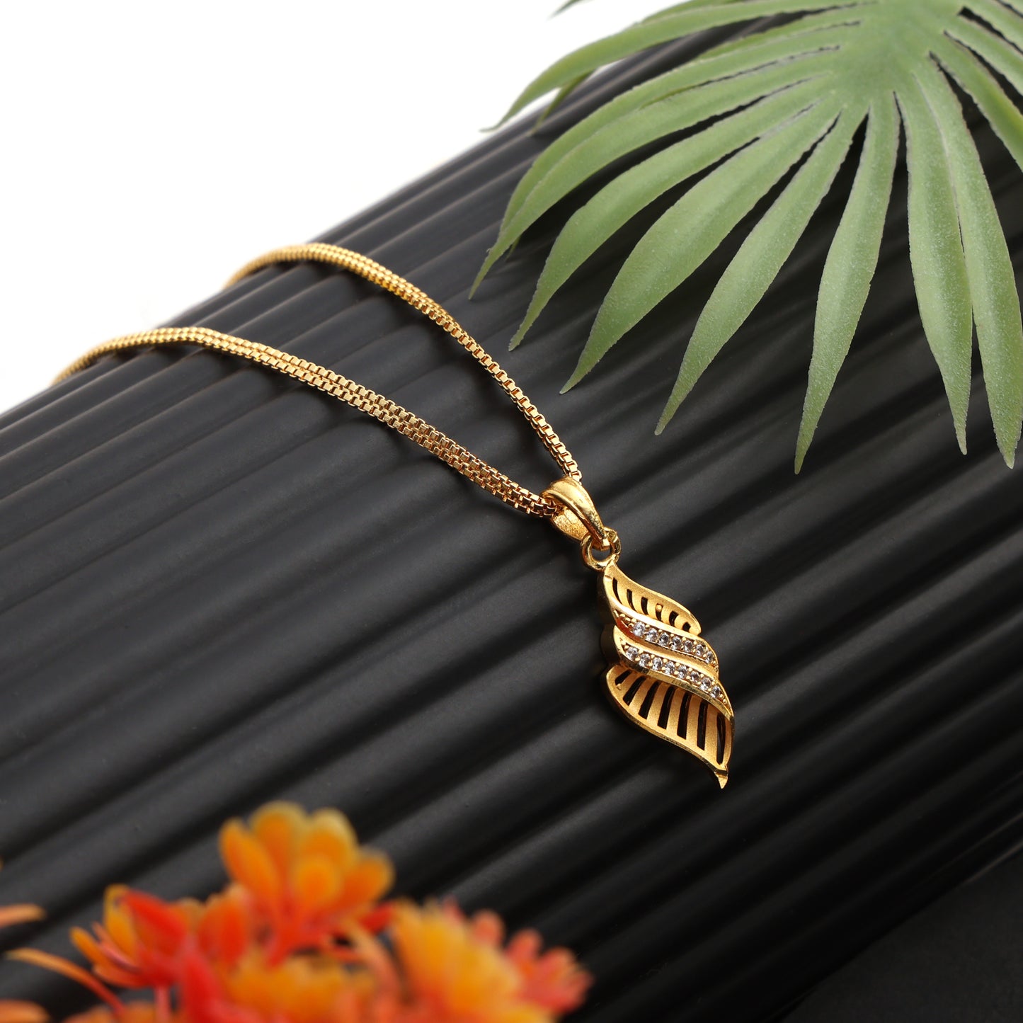 18K Gold Coated Pendant Necklace – Anti-Tarnish Finish ( 2 Line Chain )