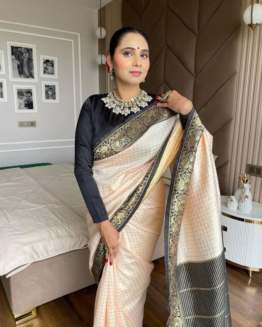 BEAUTIFUL RICH PALLU & JACQUARD WORK ON ALL OVER THE SAREE