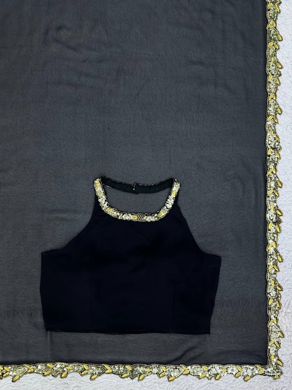 KIARA ADVANI Black Georgette Saree with Intricate Thread and Sequence Work