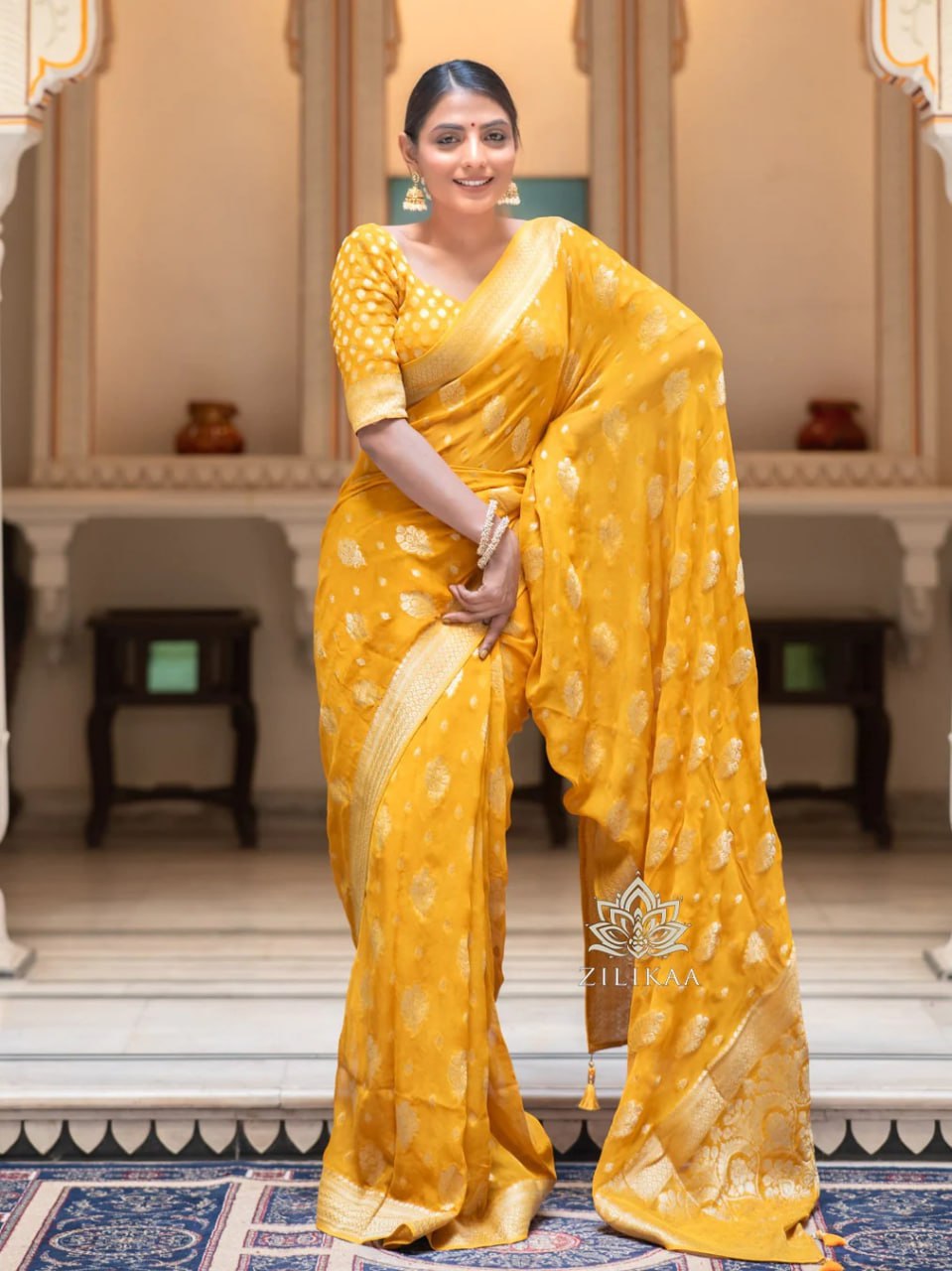 THE BANARASI SILK THREADS WOVEN USING INTRICATE TECHNIQUES SAREES