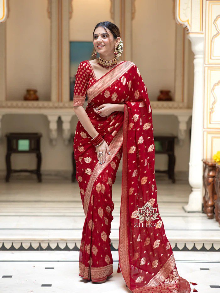 THE BANARASI SILK THREADS WOVEN USING INTRICATE TECHNIQUES SAREES