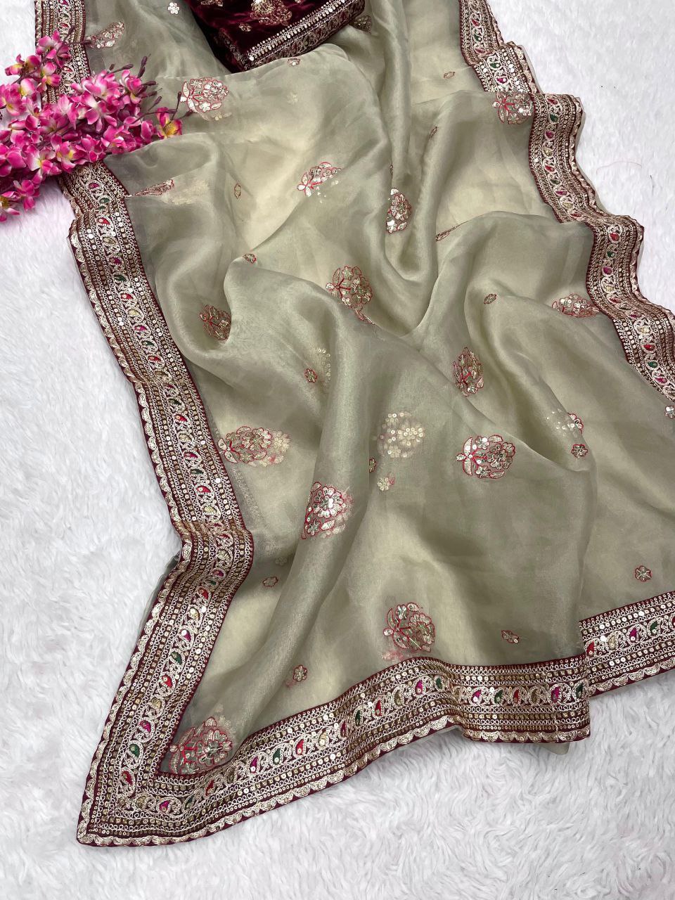 Wrap yourself in luxury with our Soft Organza Silk Saree! ✨