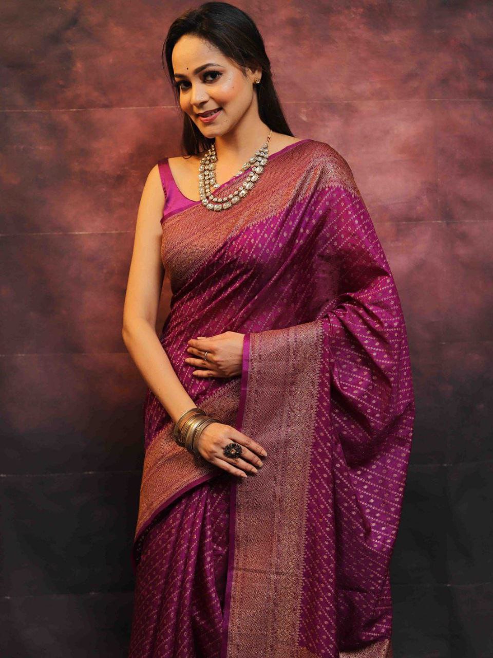 Banarasi Soft Silk Saree: Adorned with Zari Work and Jacquard Weave