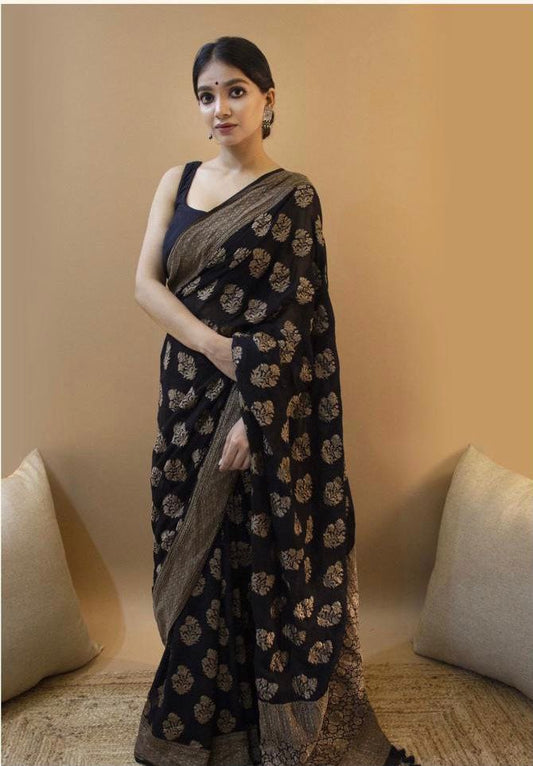 BEAUTIFUL SOFT LICHI SILK SAREE