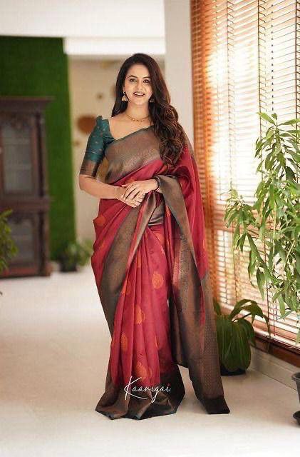 Organic Banarasi Sarees For Intimate And Big Fat Indian Weddings