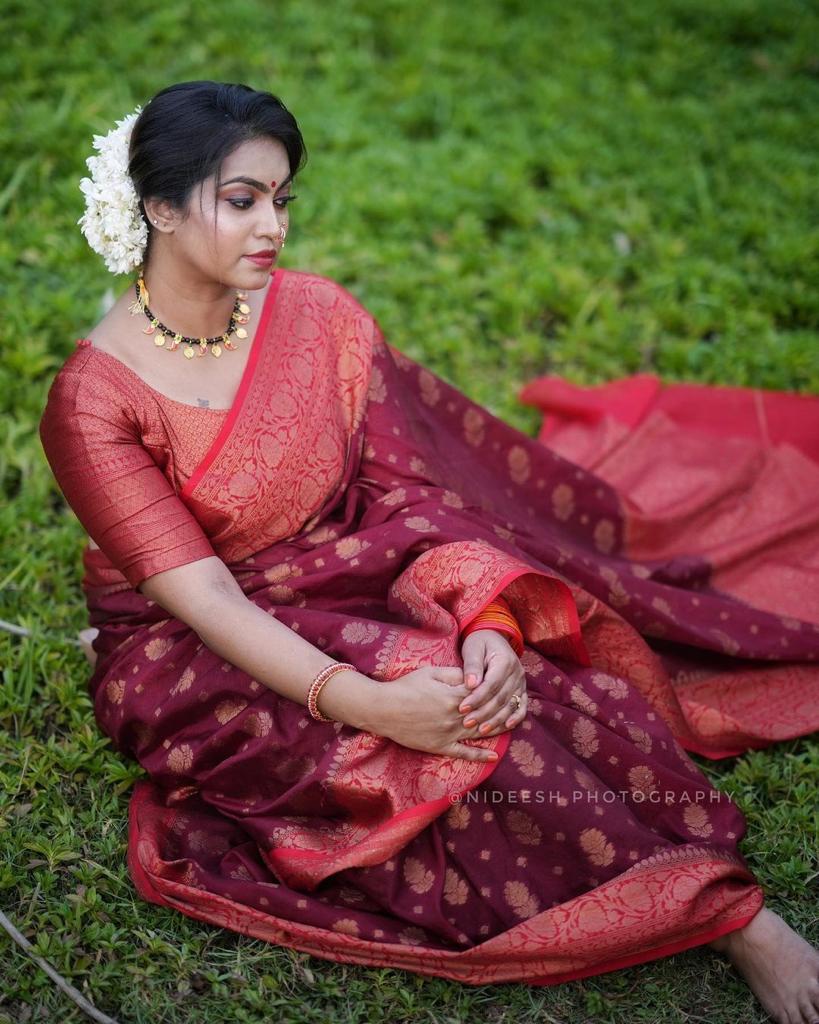 Captivating Banarasi Silk Sarees for Brides-to-Be