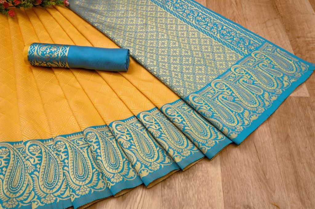 GOLDEN ZARI WEAVING JACQUARD SAREE WITH REACH PALLU