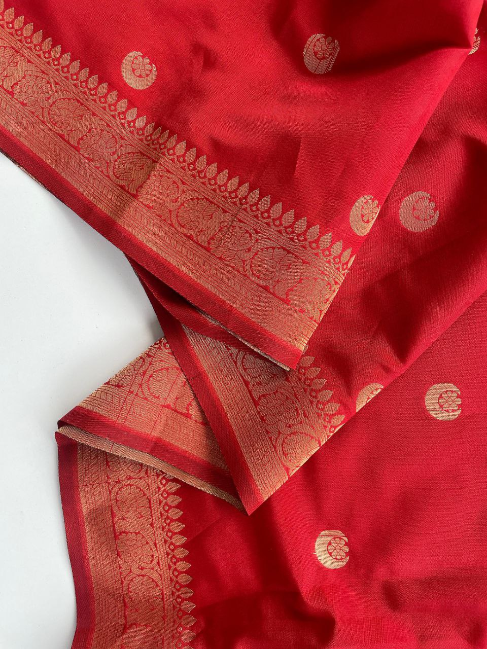 Sonakshi Sinha Inspired Premium Banarasi Silk Saree